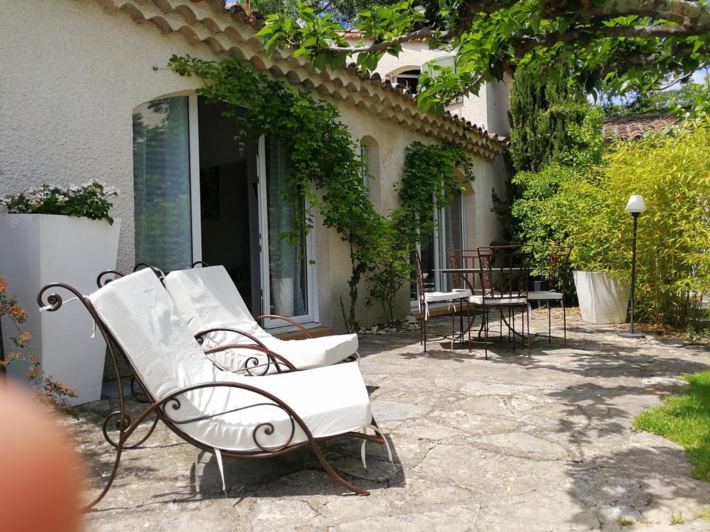 La Bastide Des Muriers Deaux Exterior foto